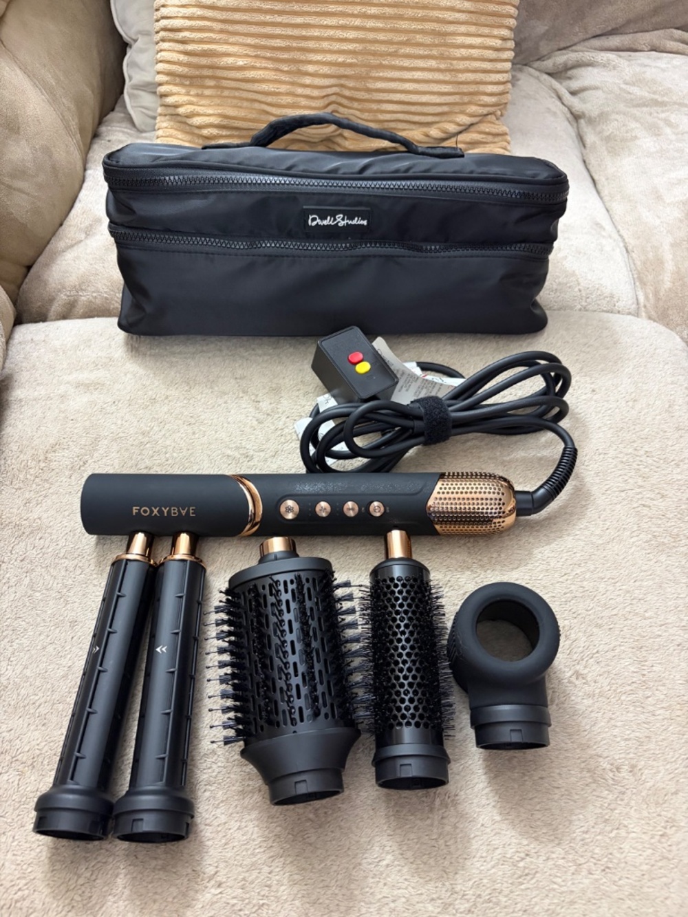 Foxybae Styler Pro airstyler with carrying case